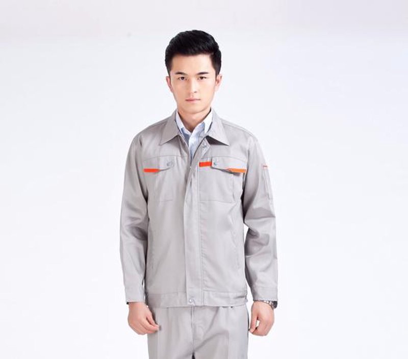 时尚与专业并存——工作服批发行业的新趋势